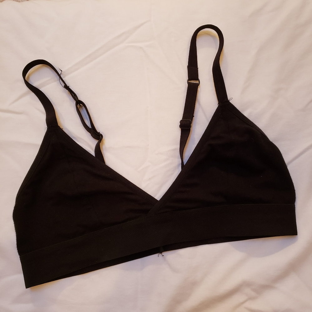 Richer Poorer Classic Bralette Black